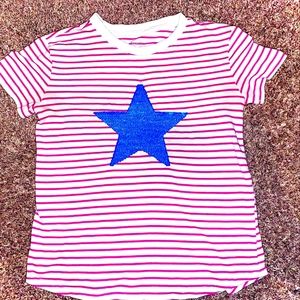 Girl) striped star shirt!